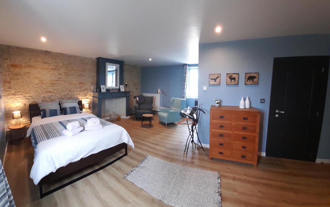Bed and Breakfast La Galuche Angliers  Exterior foto
